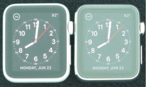 Apple Watch mit Saphir-Glas mit stärkeren Reflexionen als Sport-Version