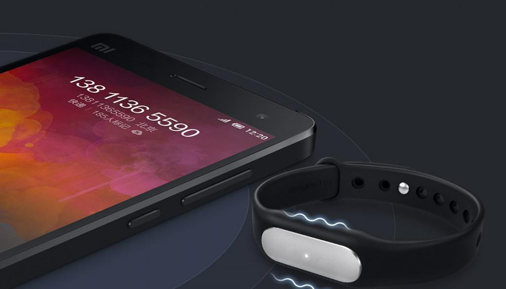 Xiaomi Mi Band 1s mit Xiaomi Mi Smartphone