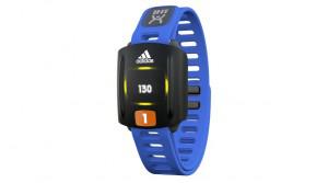 Adidas hat einen Fitness Tracker speziell für den Sportunterricht entwickelt