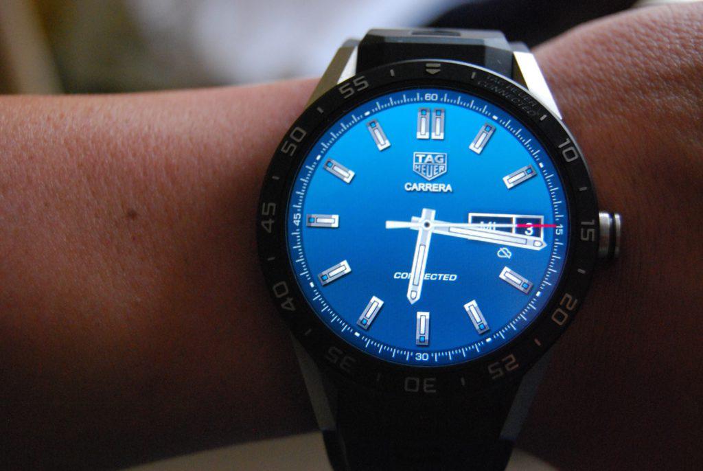 TAG Heuer Connected am Handgelenk TAG Heuer Connected am Handgelenk