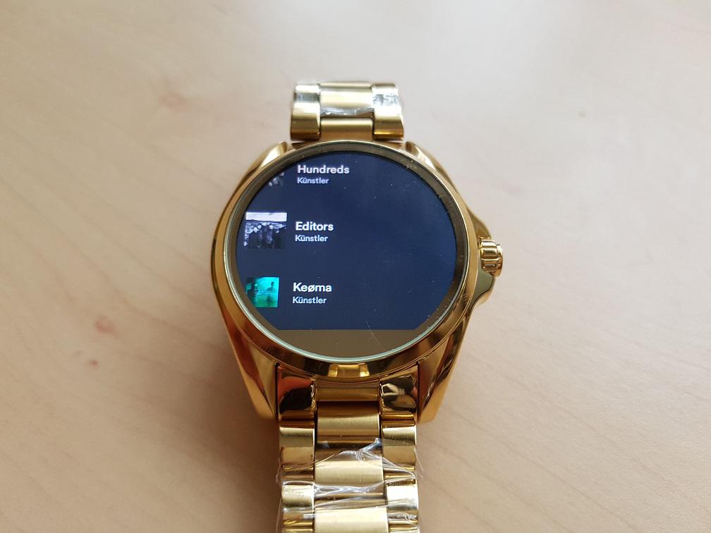 change language michael kors smartwatch