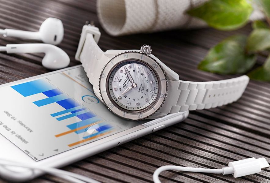 Alpina Comtesse Horological Hybrid Smartwatch_1 Alpina Comtesse Horological Hybrid Smartwatch_1