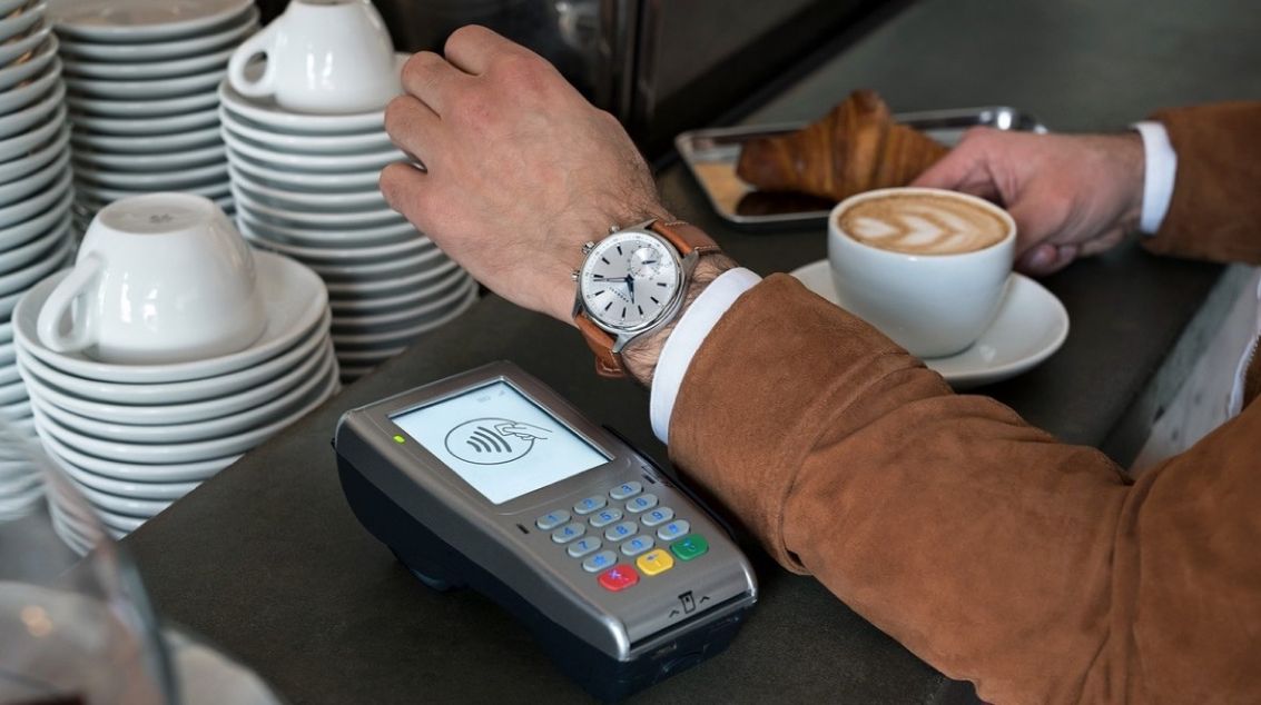Kronaby Smartwatch_2