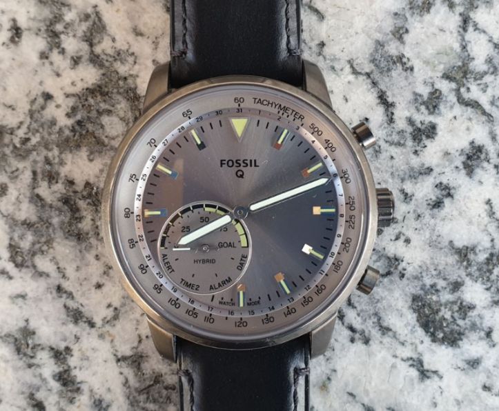 Ziffernblatt Fossil Q Hybrid Smartwatch Test