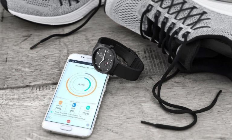 Mondaine Helvetica Smartwatch und App Mondaine Helvetica Smartwatch und App