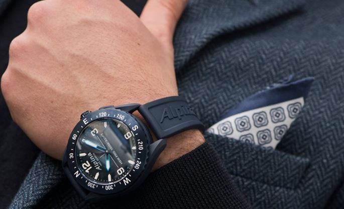 Alpina AlpinerX Hybrid Smartwatch im Business Alltag
