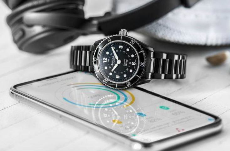 Alpina Comtesse Horological Hybrid Smartwatch mit dem Smartphone Alpina Comtesse Horological Hybrid Smartwatch mit dem Smartphone