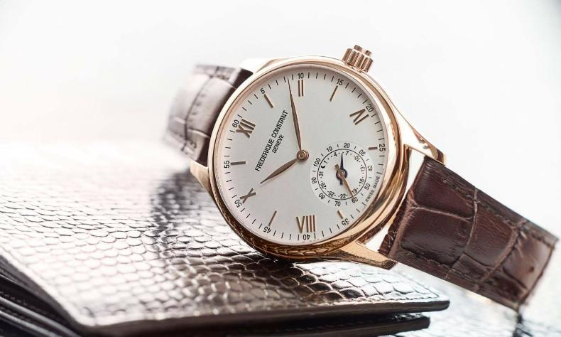 Frederique Constant Horological Smartwatch Vollansicht Frederique Constant Horological Smartwatch Vollansicht