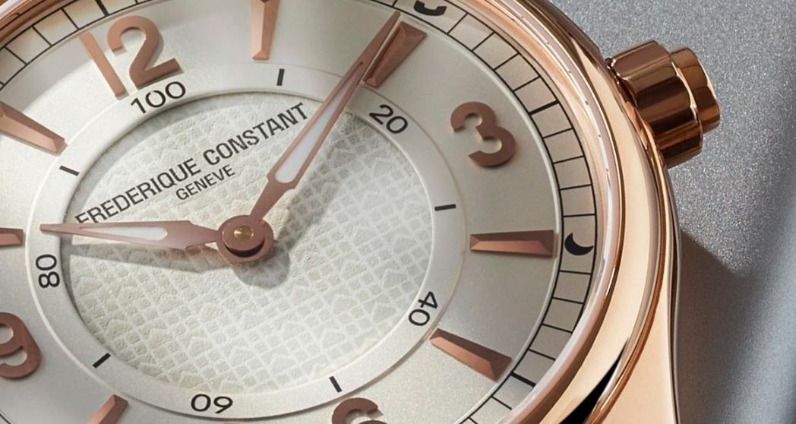 Frederique Constant Horological Smartwatch 2016 Blick aufs Ziffernblatt Frederique Constant Horological Smartwatch 2016 Blick aufs Ziffernblatt