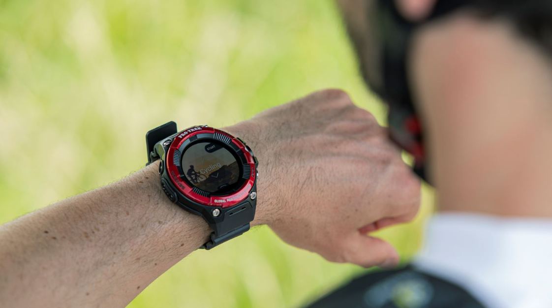 Casio WSD-F21HR Smartwatch_2
