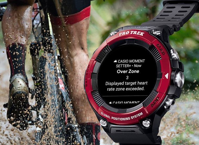 Casio WSD-F21HR Smartwatch im Gelände Casio WSD-F21HR Smartwatch im Gelände