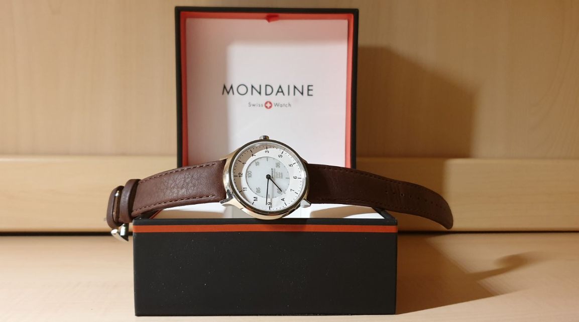 mondaine helvetica hybrid smartwatch test lieferumfang