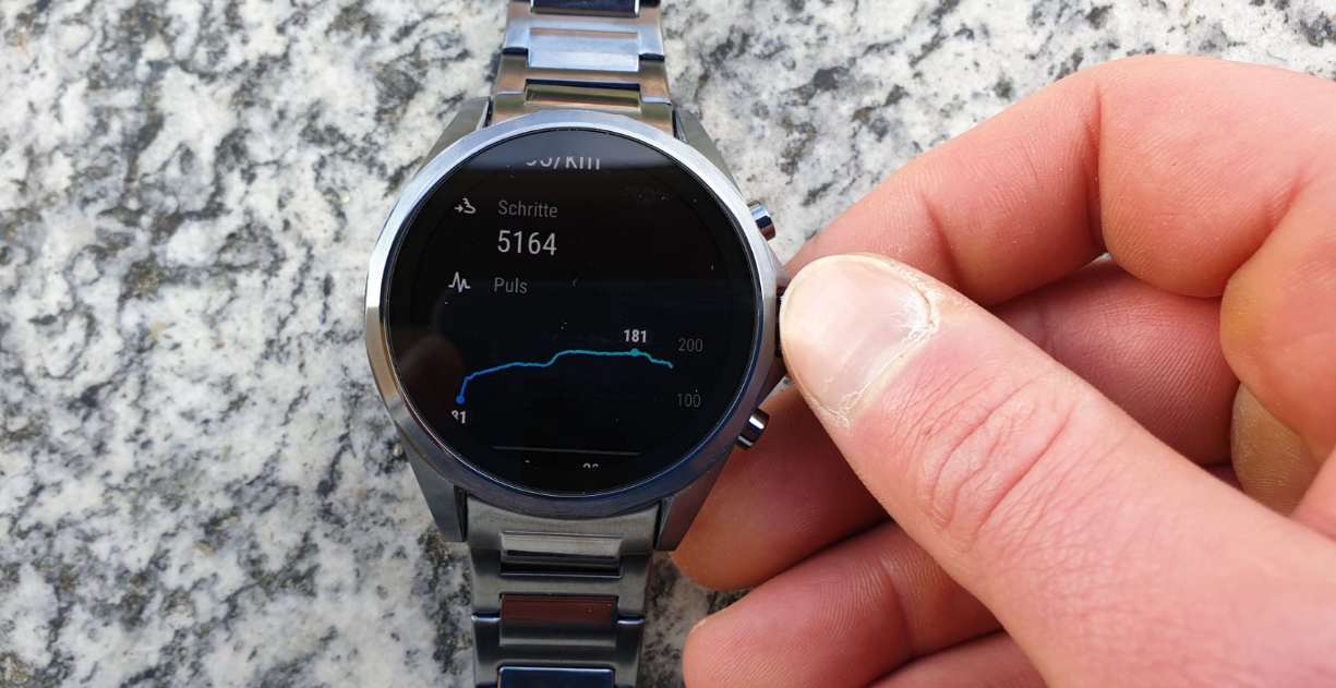 armani exchange connected touchscreen smartwatch test auswertung training