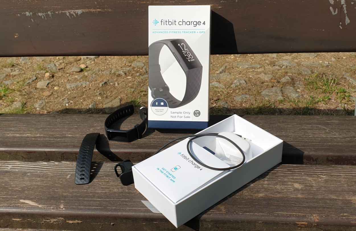 fitbit charge 4 fitness armband test lieferumfang fitbit charge 4 fitness armband test lieferumfang