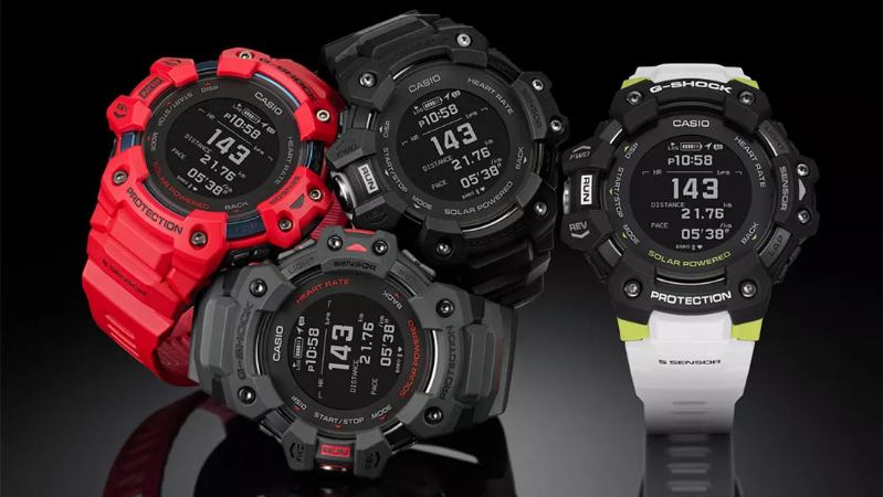 vier varianten der casio g-shock gbd-h1000 nebeneinander platziert vier varianten der casio g-shock gbd-h1000 nebeneinander platziert