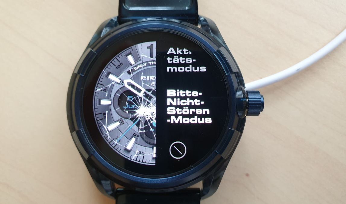 diesel on fadelite smartwatch test diesel dial effects