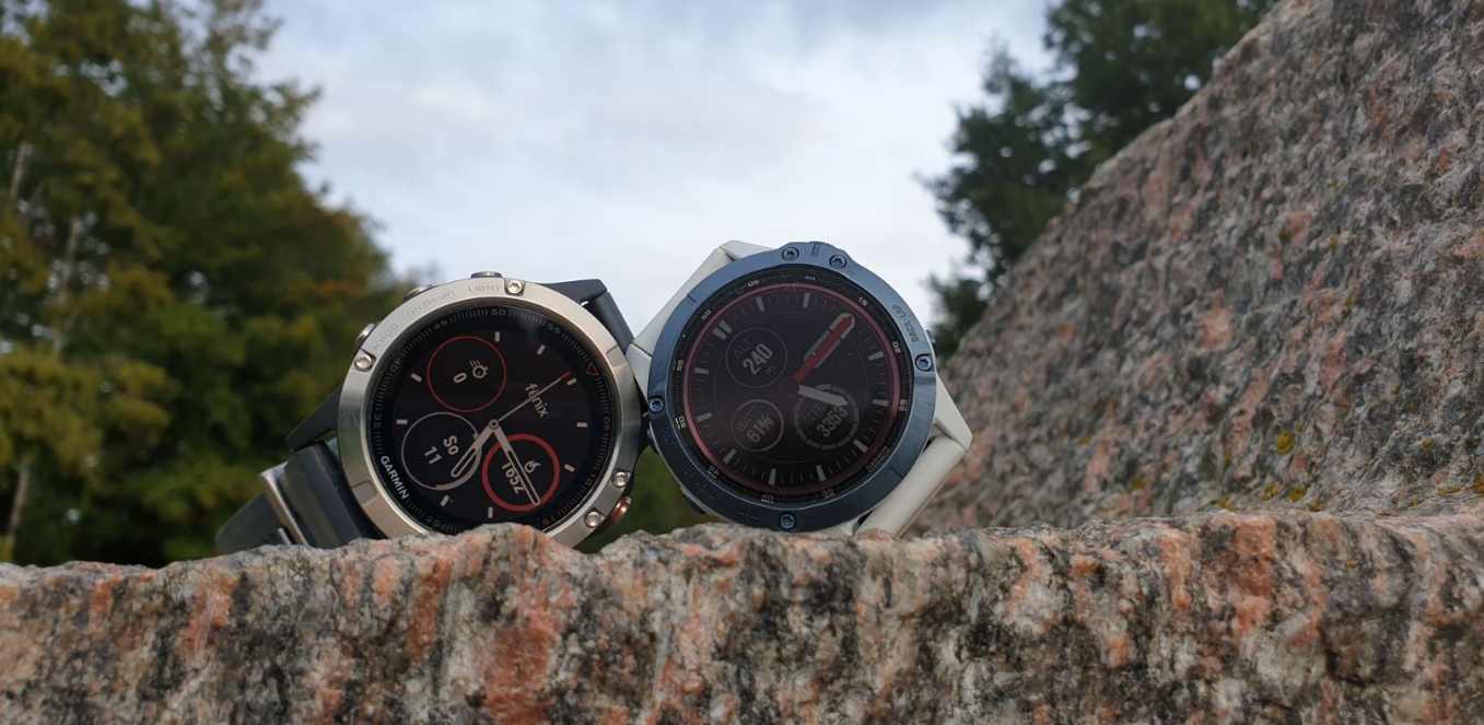 garmin fenix 6 fitness uhr testbericht vergleich mit fenix 5 nebeneinander liegend garmin fenix 6 fitness uhr testbericht vergleich mit fenix 5 nebeneinander liegend