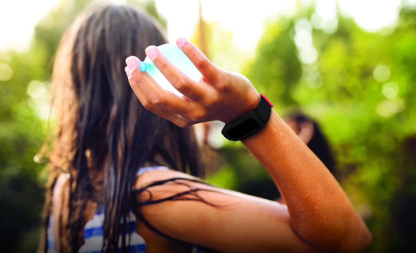 fitbit ace 3 fitness armband_1