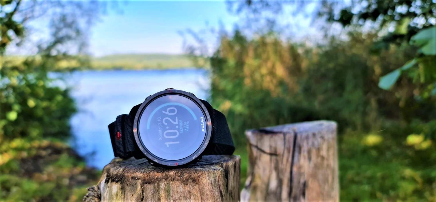 polar grit x pro fitness uhr vollansicht testbericht