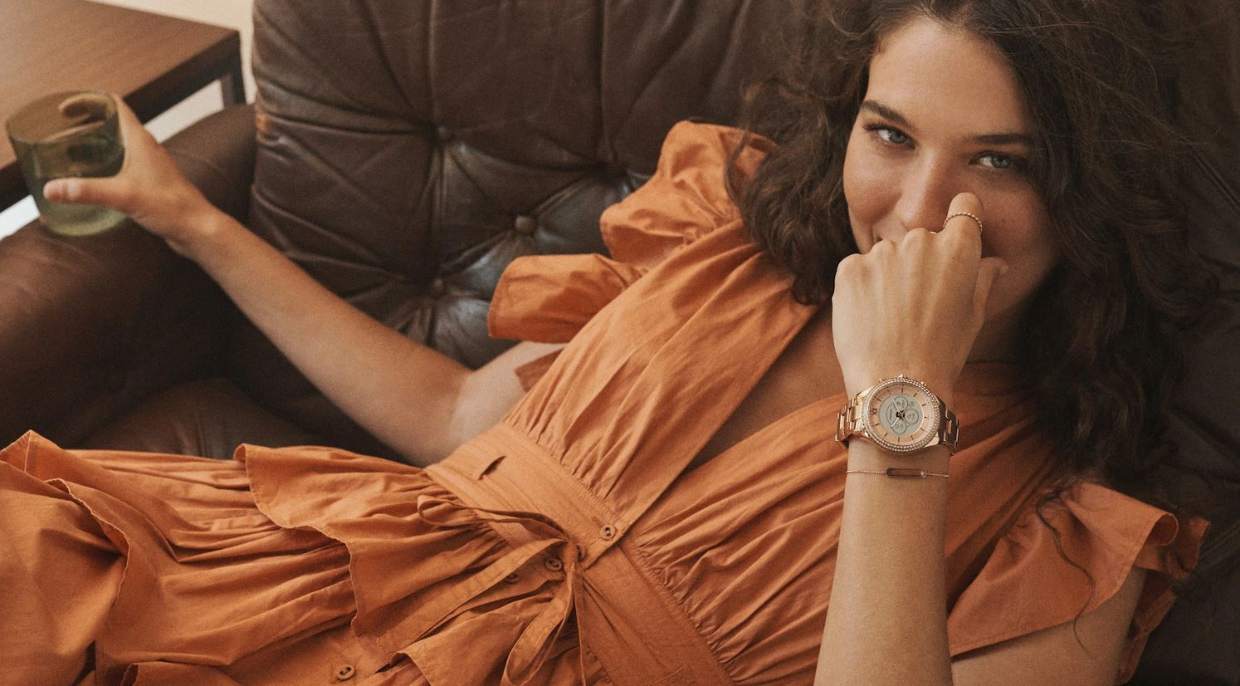 fossil stella gen 6 hybrid smartwatch