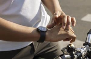 Google Pixel Watch macht sich Fitbits Funktionen zu eigen