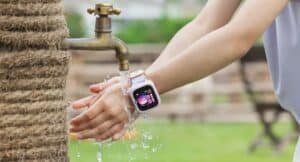 TCL Kids Watch K5: Neue Kinder Smartwatch mit Roboter-Dock